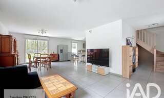 Maison 5 Pièces 134 m² à vendre à Saint-Selve (33650)