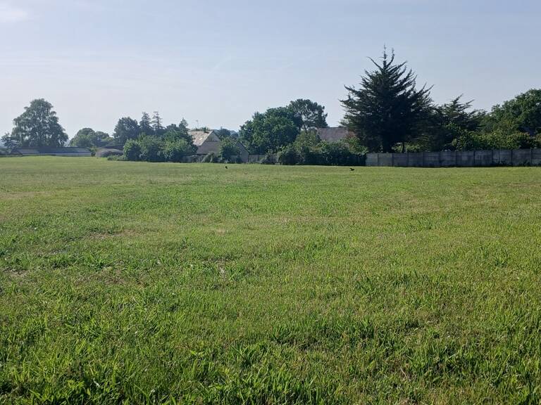 Vente Terrain à bâtir 7 500 m&sup2; — photo 1