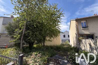 Terrain  127000 €
