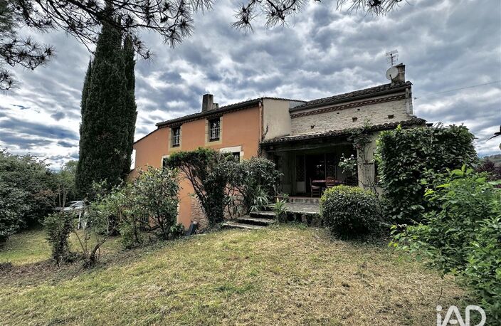 Vente Maison/villa 6 pièces — photo 2