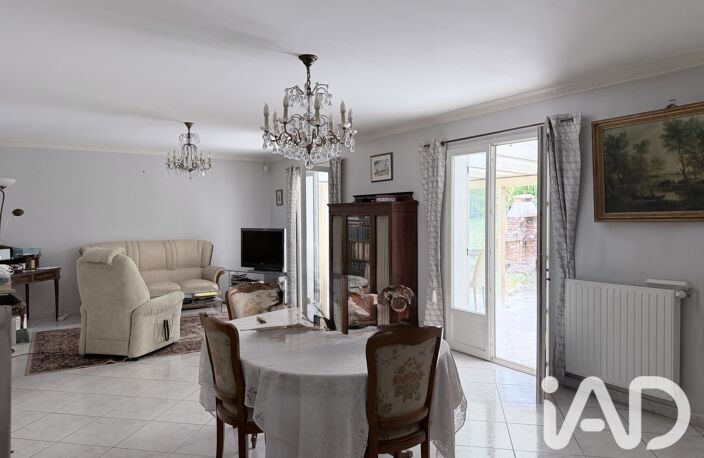 Vente Maison traditionnelle 7 pièces — photo 2