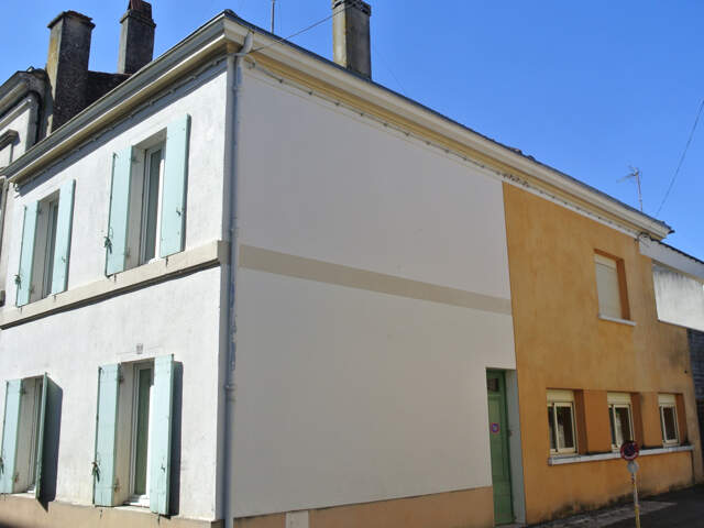 A louer maison de ville à Marmande avec terrasse — photo du bien