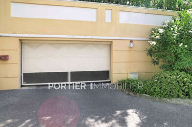 Garage  32500 €