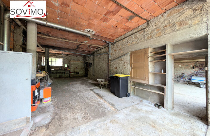 AVEC DU POTENTIEL, MAISON DE VILLAGE SPACIEUSE AVEC SOUS SO — photo 2