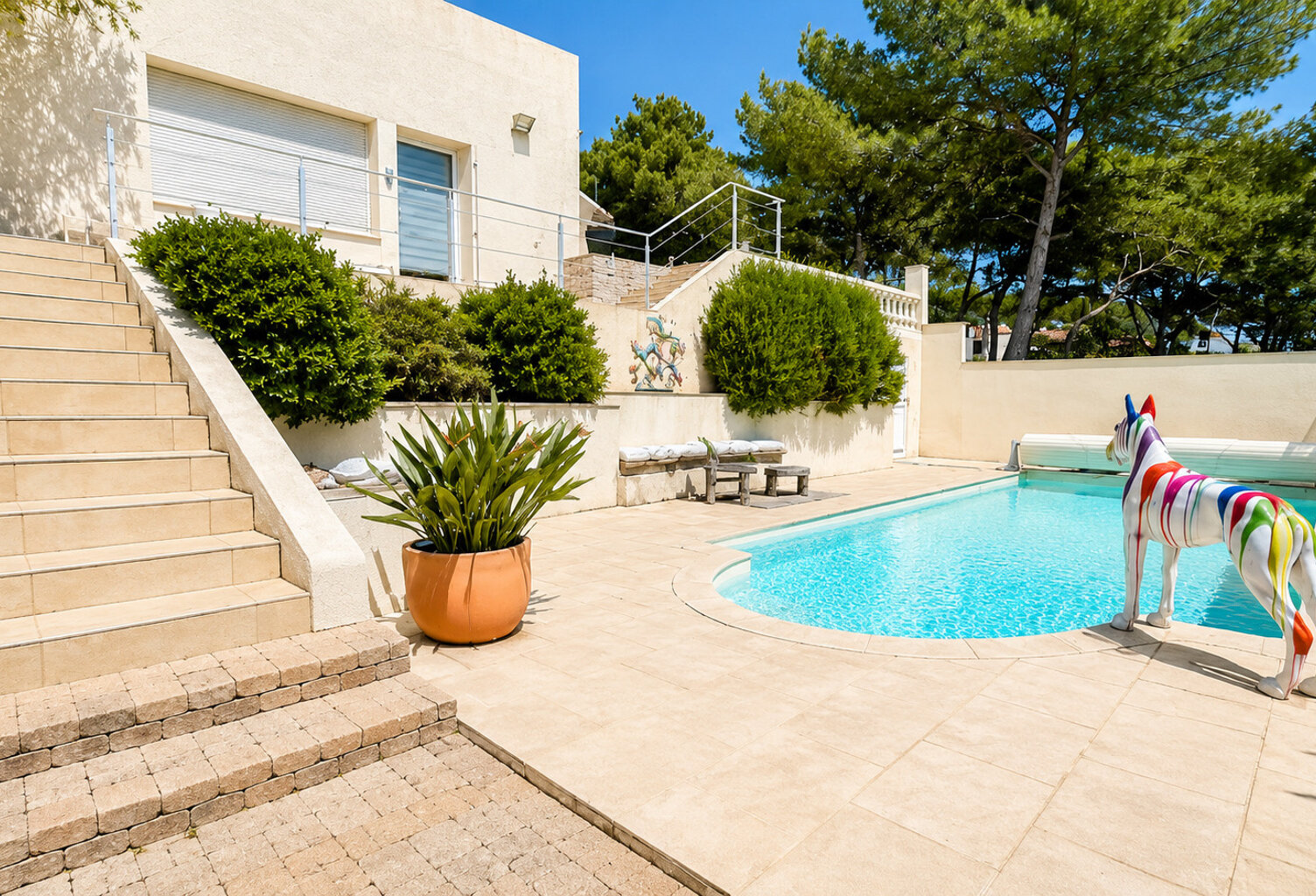 MARTIGUES JONQUIÈRES   VILLA T4 D'EXCEPTION AVEC DOUBLE DÉPE — photo 1