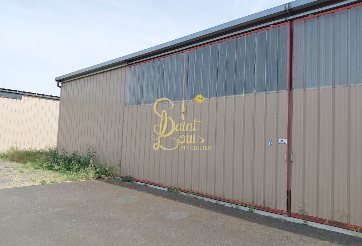 HANGAR 5 ET 6 - 300M2 — photo 1