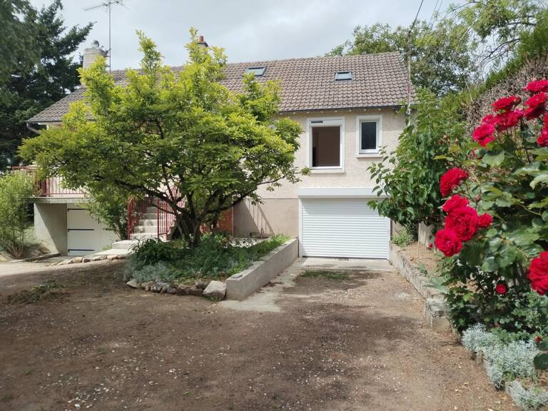MAISON À LOUER 6P 4 CHAMBRES TERRAIN 700 M² — photo 1