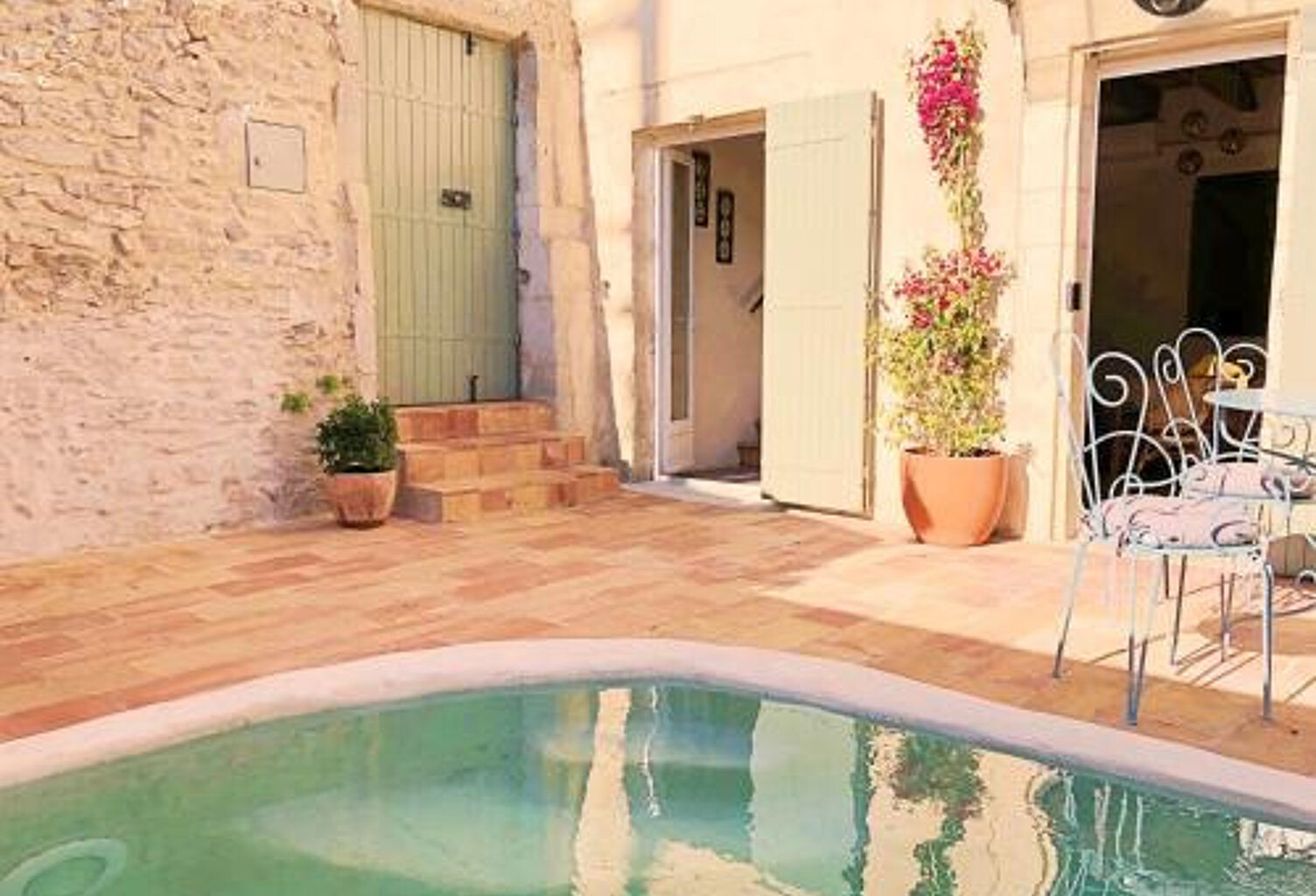 Charmante Maison de ville avec piscine proche Tour Magne — photo 1