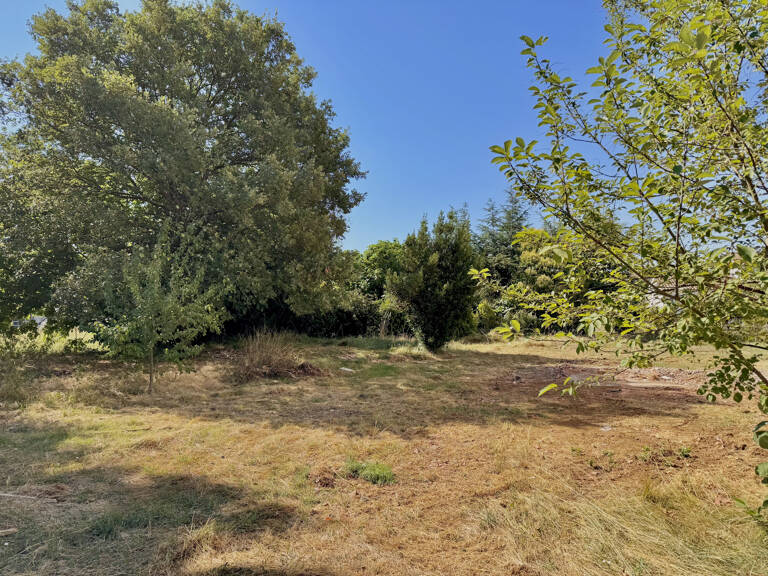 Terrain à batir Saint-julien-les-Rosiers — photo 1