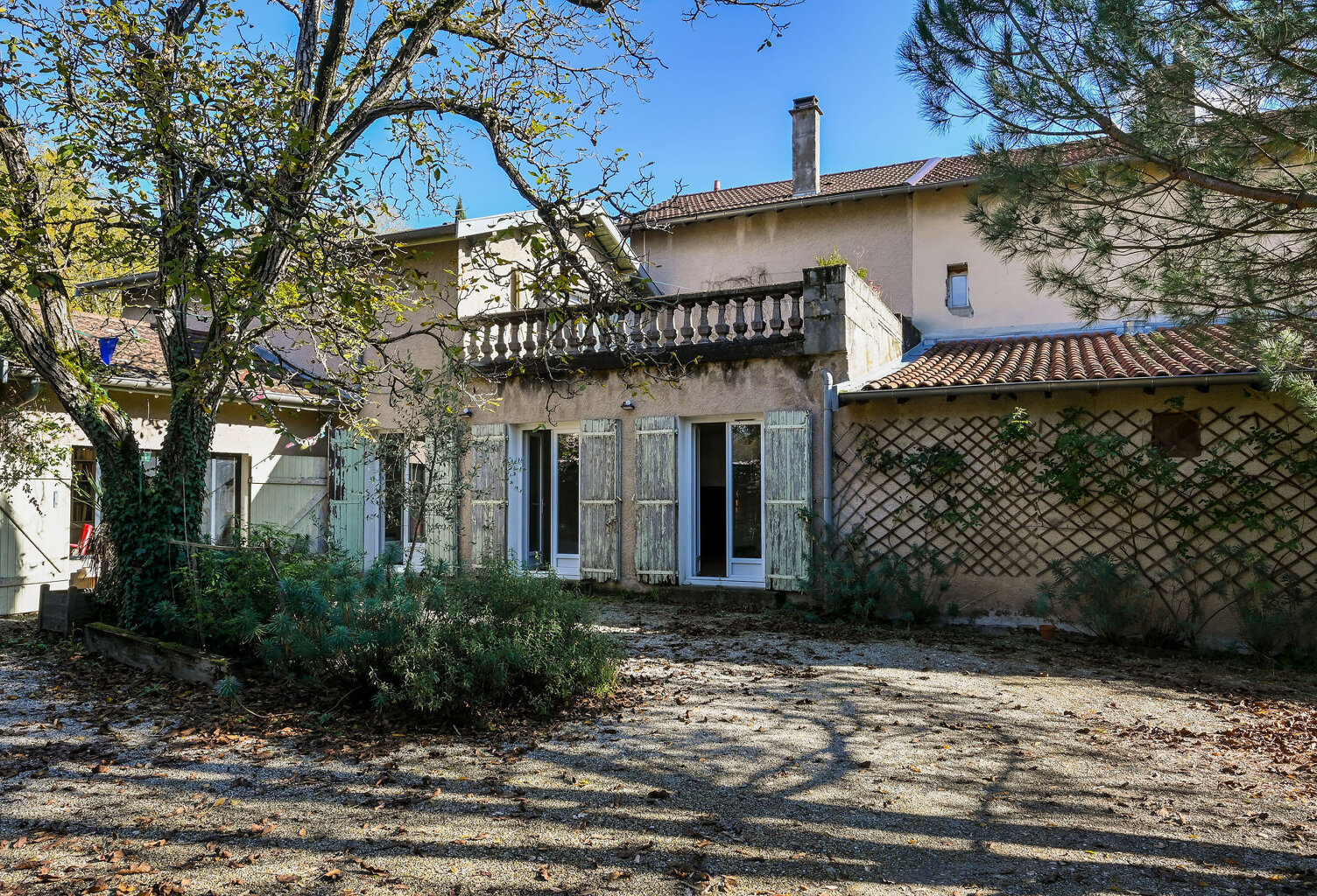 Maison familiale avec jardin — photo 1