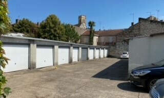 Garage   m² à louer à Agen (47000)
