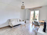 VENTE - SAINT-RAPHAËL - APPARTEMENT T3 AVEC TERRASSE ET CAVE — photo 2