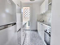 VENTE - SAINT-RAPHAËL - APPARTEMENT T3 AVEC TERRASSE ET CAVE — photo 3