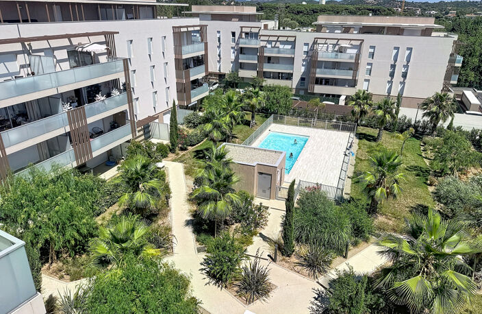 VENTE EN EXCLUSIVITÉ - FRÉJUS appartement 3 pièces de 56m2 en rez-de-jardin — photo 2