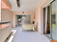 VENTE EN EXCLUSIVITE - FREJUS PLAGE - APPARTEMENT 2 PIECES AVEC TERRASSE ET PARKING LIBRE — photo 2