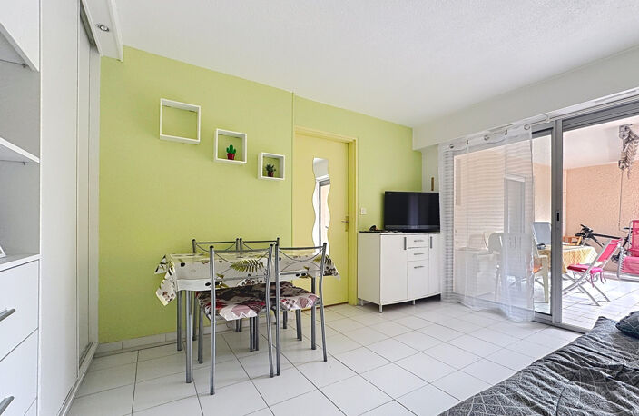 VENTE EN EXCLUSIVITE - FREJUS PLAGE - APPARTEMENT 2 PIECES AVEC TERRASSE ET PARKING LIBRE — photo 3