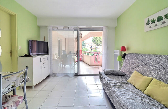 VENTE EN EXCLUSIVITE - FREJUS PLAGE - APPARTEMENT 2 PIECES AVEC TERRASSE ET PARKING LIBRE — photo 4