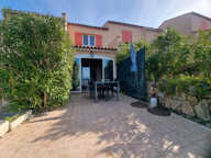 LOCATION A L'ANNEE 2 PIECES BOULOURIS — photo 4