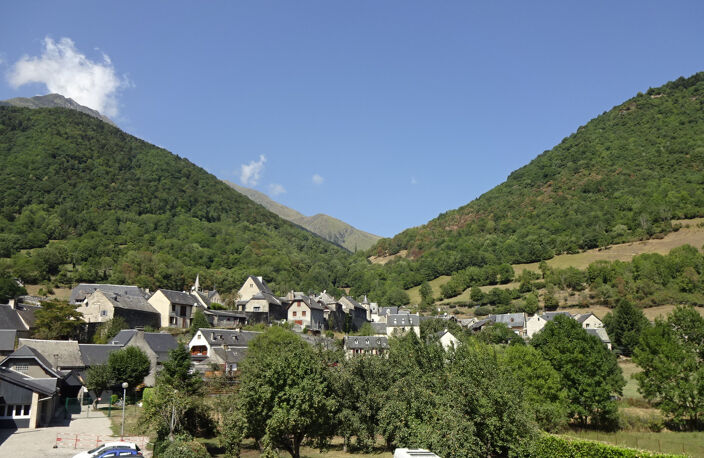 MAISON DE VILLAGE RENOVEE AVEC JARDIN — photo 5