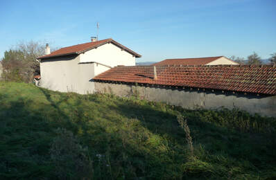 7 MN SUD MONTBRISON FERME SUR PUS DE 6 HECTARES — photo du bien