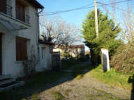 7 MN SUD MONTBRISON FERME SUR PUS DE 6 HECTARES — photo 2