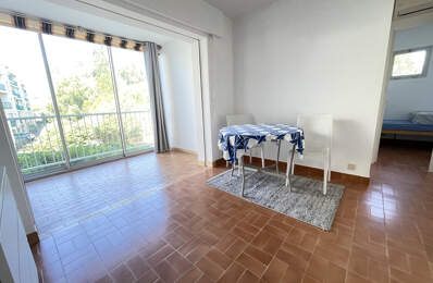 Appartement T2 + cabine. Parking. — photo du bien