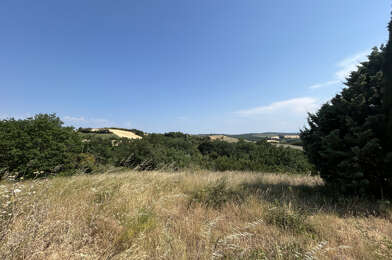 Terrain  84000 €