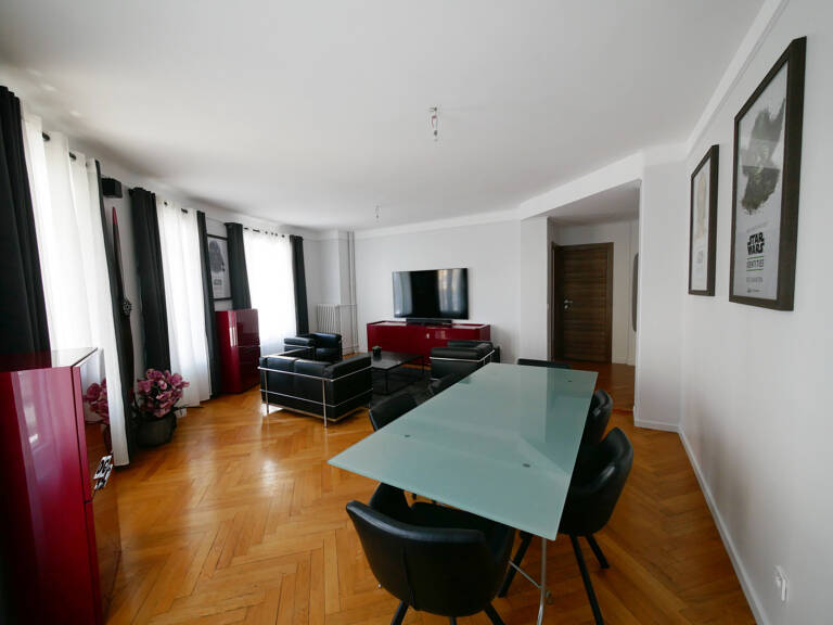 Bel appartement haussmannien T3 en centre-ville d'Annecy — photo 1