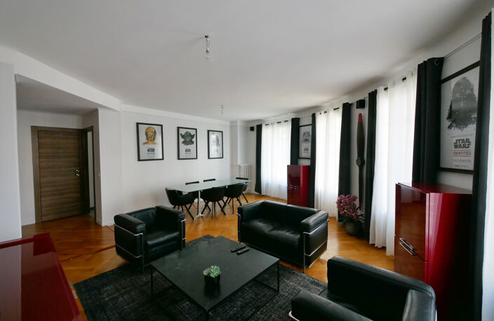 Bel appartement haussmannien T3 en centre-ville d'Annecy — photo 3