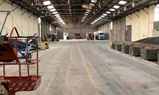 Commerce  6226 m² à vendre à Saint-Pierre-des-Corps (37700)