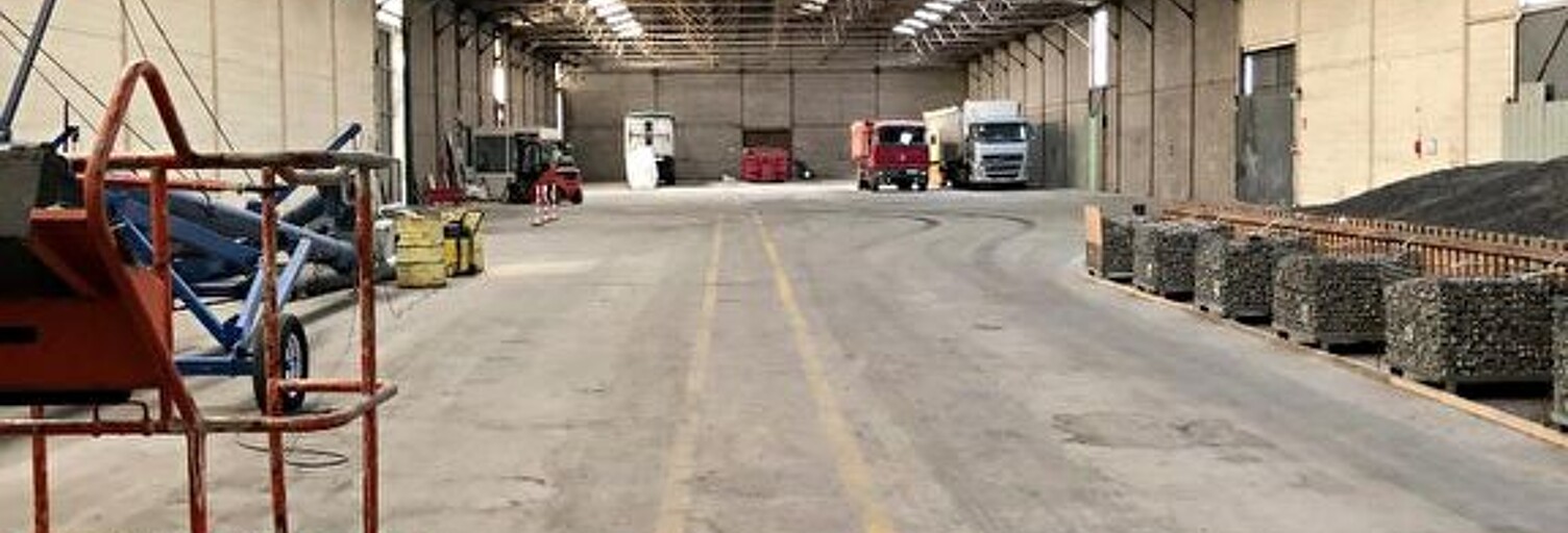 Commerce  6226 m² à vendre à Saint-Pierre-des-Corps (37700)
