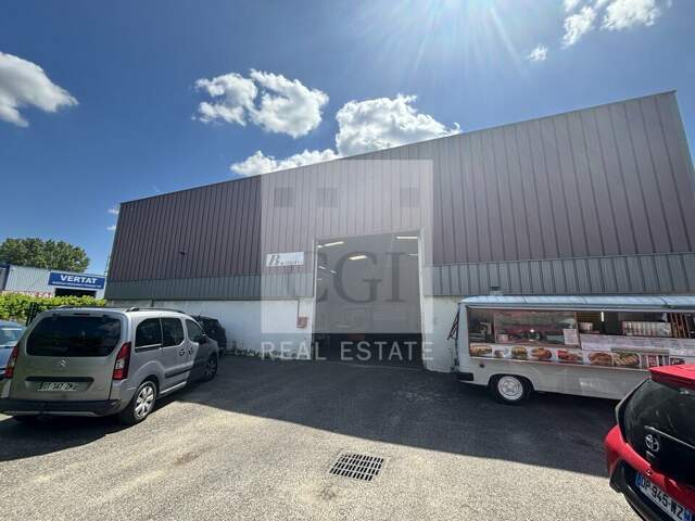 LOCAL D'ACTIVITE à LOUER — photo du bien