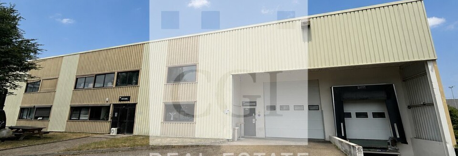 Commerce  1630 m² à louer à Genas (69740)