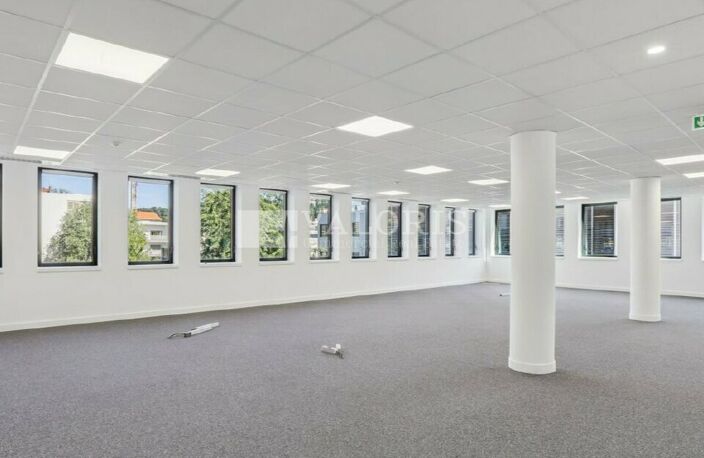 BUREAUX à LOUER — photo 5