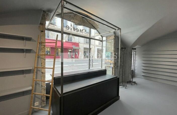 LOCAL COMMERCIAL à LOUER — photo 4