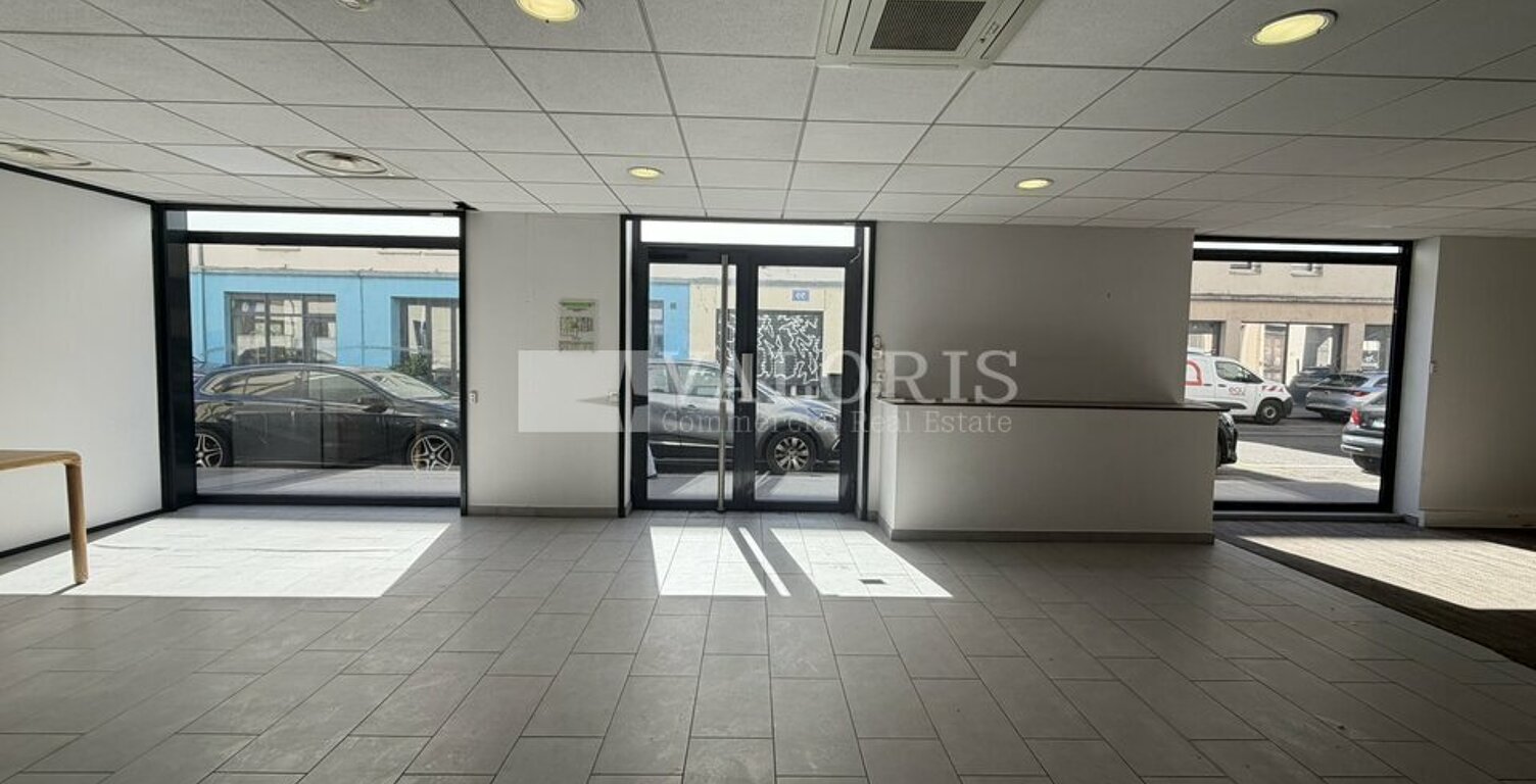 LOCAL COMMERCIAL à LOUER — photo 1