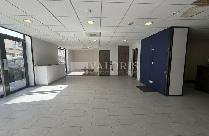 LOCAL COMMERCIAL à LOUER — photo 3