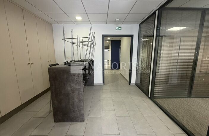 LOCAL COMMERCIAL à LOUER — photo 5