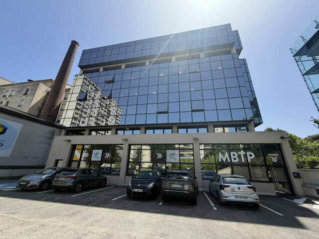 BUREAUX à LOUER — photo du bien