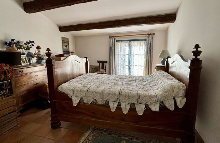 Maison de village GRANDE MAISON DE VILLAGE EN PIERRE — photo 4