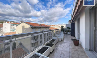 Appartement 5 Pièces 130 m² à vendre à Nice (06100)