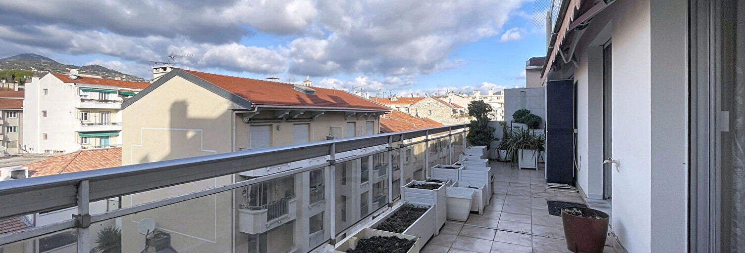 Appartement 5 Pièces 130 m² à vendre à Nice (06100)