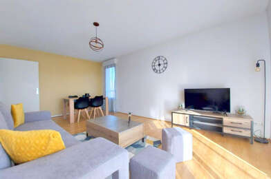 Appartement 3 pièces 891 €