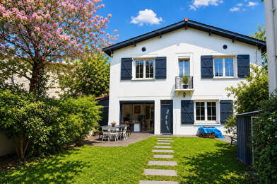 Maison 6 pièces 599000 €