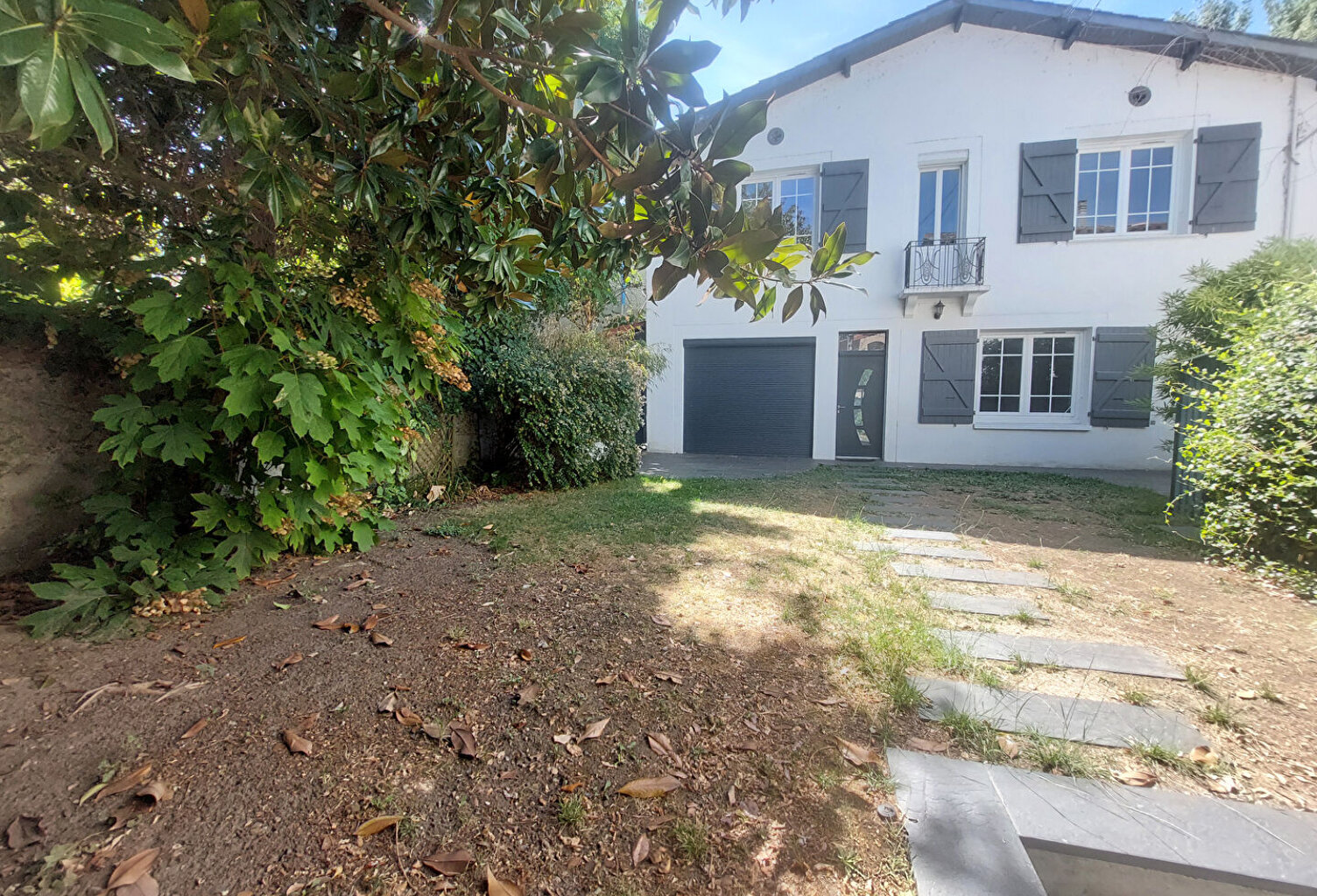 BLAGNAC  Maison familiale de caractère en bord de Garonne 146 m² hab — photo 1