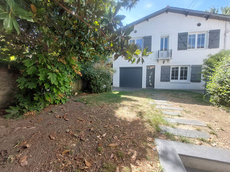 BLAGNAC  Maison familiale de caractère en bord de Garonne 146 m² hab — photo 1