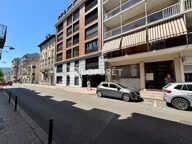 HYPER CENTRE AIX-LES-BAINS - T2 RÉCENT AVEC TERRASSE & PARKING — photo 4