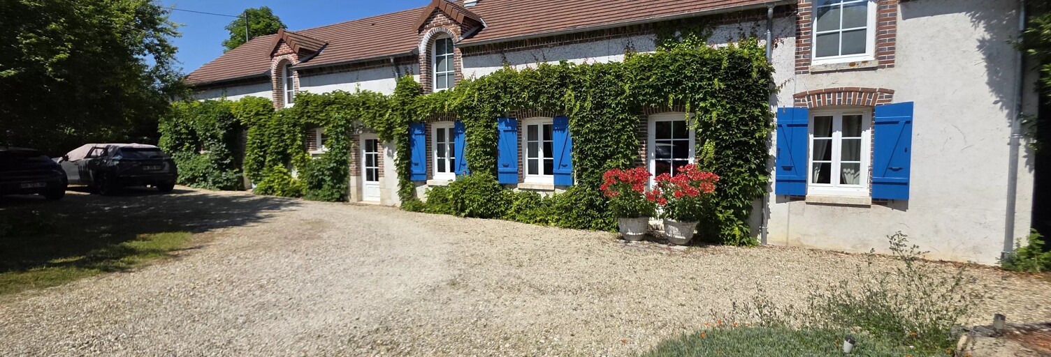 Maison 8 Pièces 256 m² à vendre à Villevoques (45700)