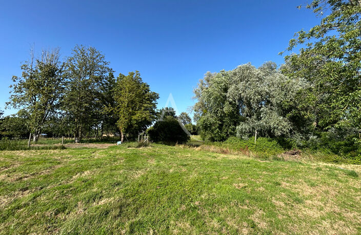 Terrain Constructible  non viabilisé avec étang Prée D'Anjou 6772 m² — photo 4