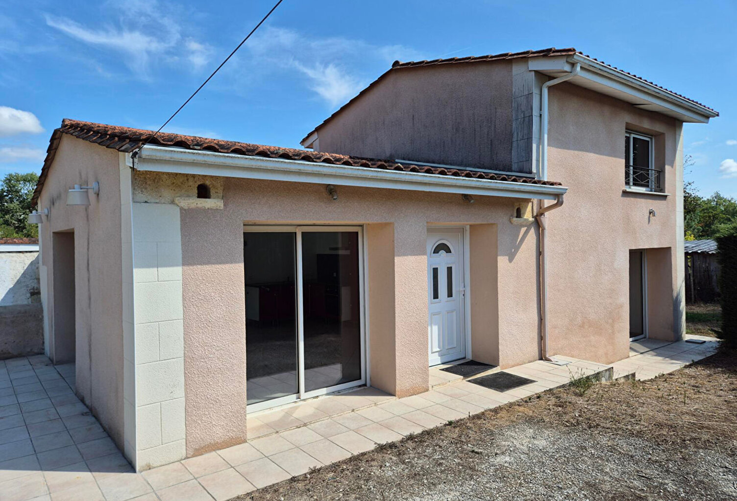 Maison de campagne à Berson de 118.90 m2 — photo 1